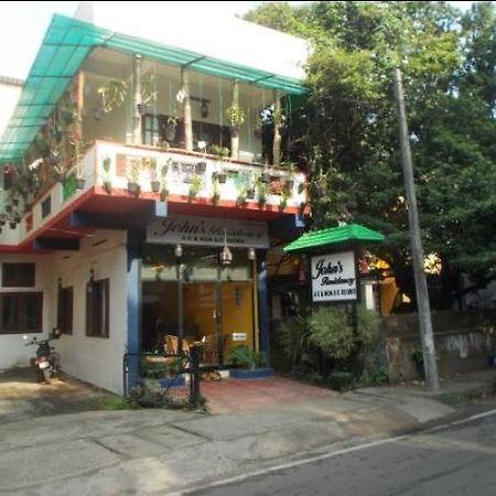Johns Residency Hotel Kochi ภายนอก รูปภาพ
