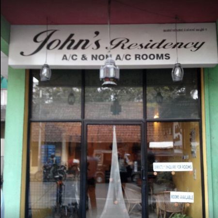 Johns Residency Hotel Kochi ภายนอก รูปภาพ