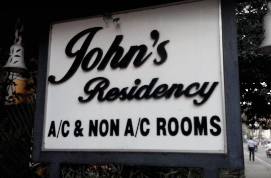 Johns Residency Hotel Kochi ภายนอก รูปภาพ